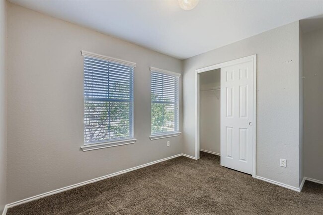 Building Photo - 1705 Lost Maples Loop