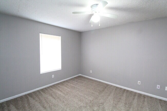 Building Photo - 2BR Apartment in Gulf Breeze – Near Oriole...