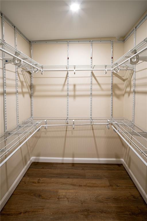 Building Photo - 2710 Maple Rd SE