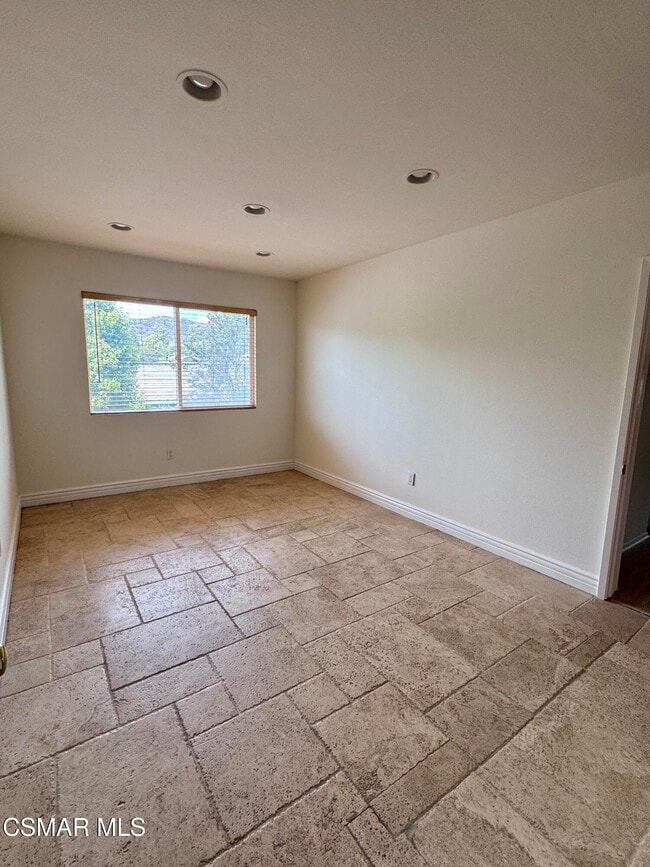Building Photo - 3829 Hartung Ct