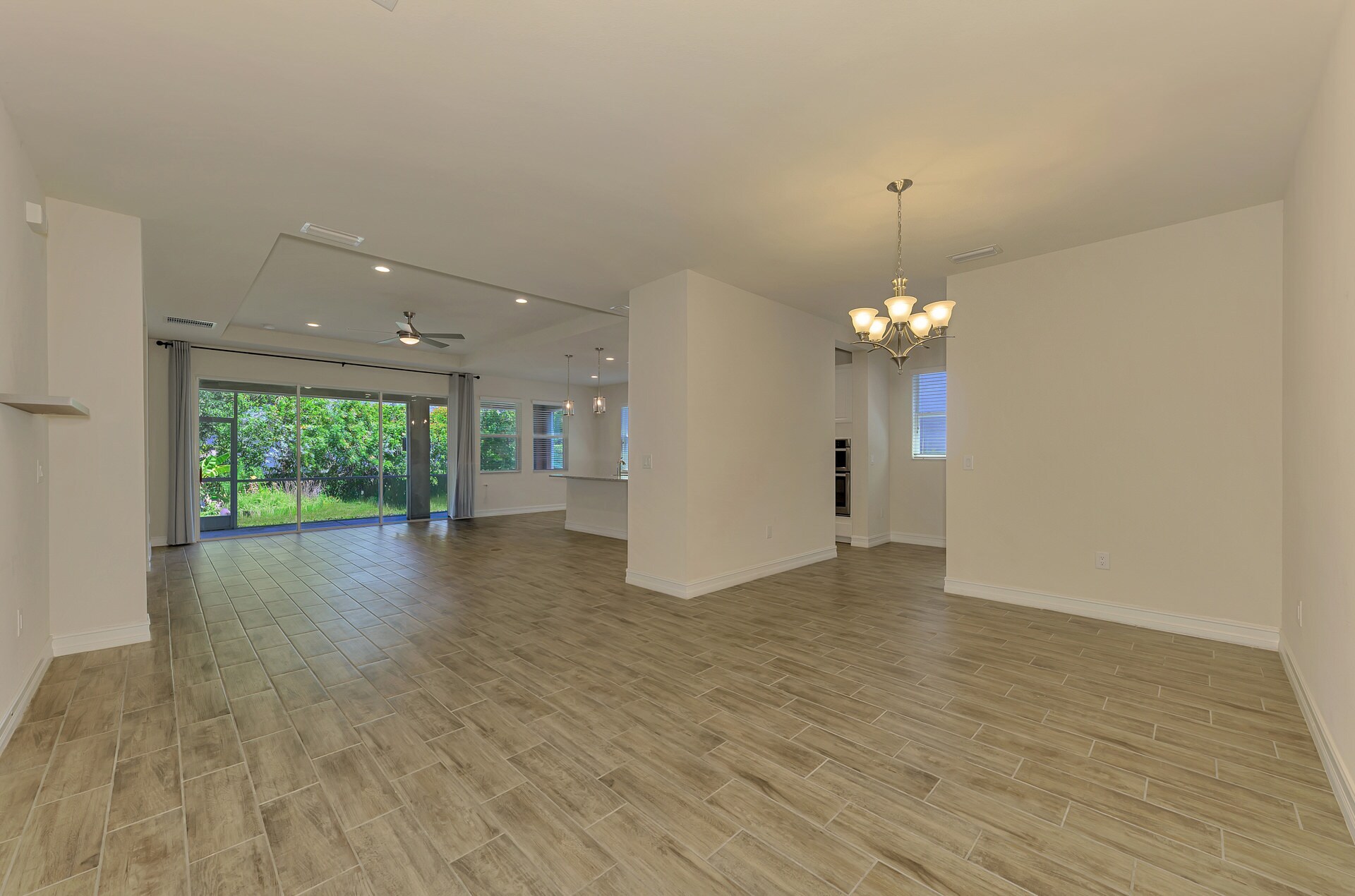 Building Photo - 4400 Conchfish Ln