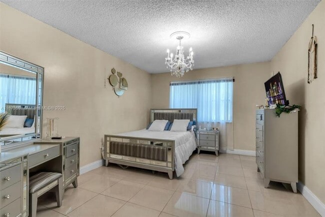Building Photo - 2 bedroom in North Miami Beach FL 33179