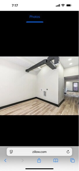 Building Photo - 809 Noble St