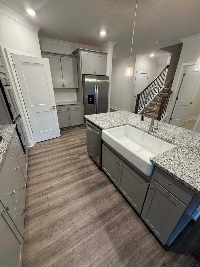 Building Photo - 112 Keating St