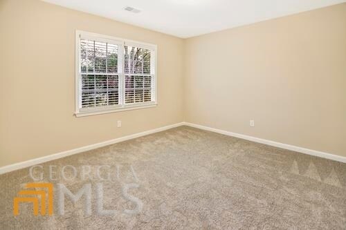Building Photo - 3840 Arbor Ln SE
