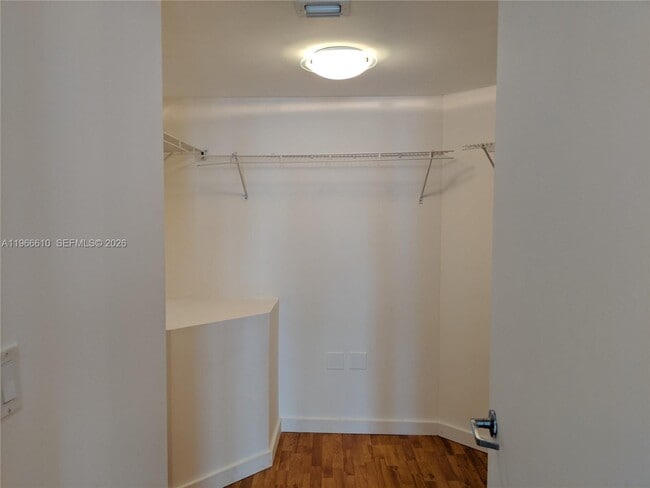 Building Photo - 350 S Miami Ave