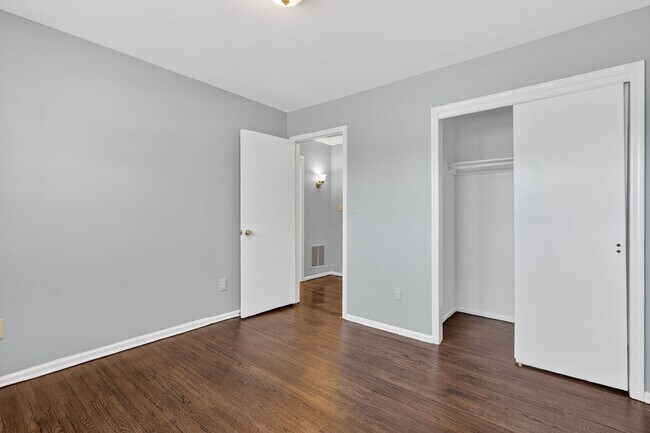 Building Photo - 77 Marsh Ave