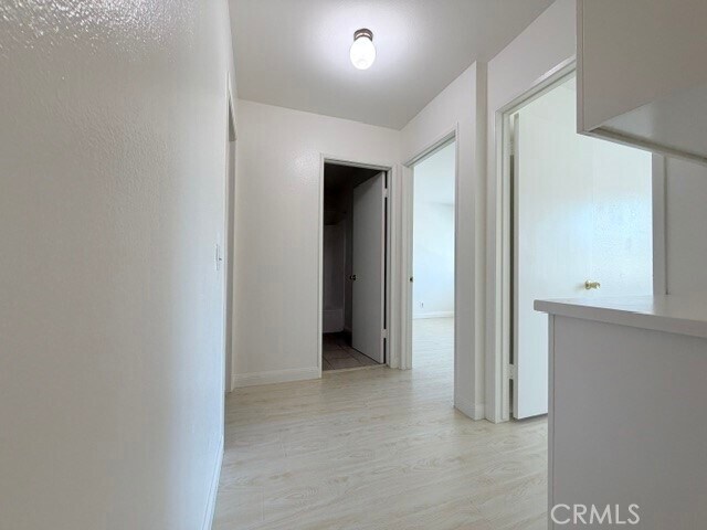 Building Photo - 775 Hampshire Ln