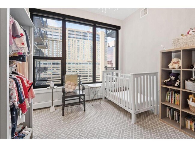 Building Photo - 740 Portland Ave