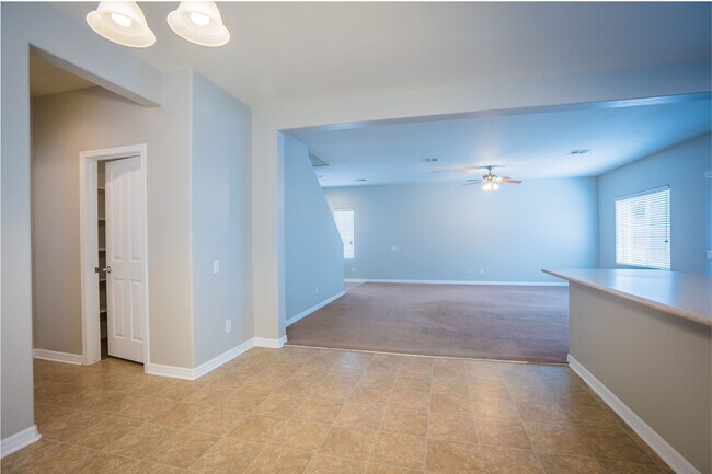 Building Photo - 2624 Romarin Terrace