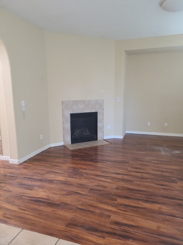 Building Photo - 7474 Whisperwillow Dr
