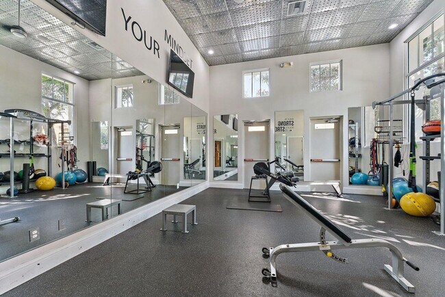 Building Photo - 500 Pacific Grove Dr