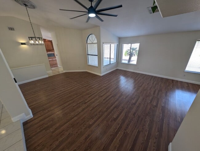 Building Photo - 3609 N Maverick St