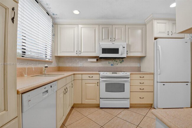 Building Photo - 4817 Esedra Ct