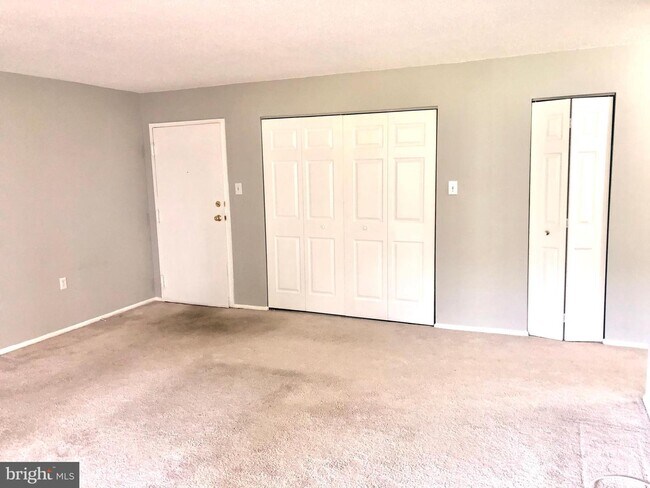 Building Photo - 1809 Snow Meadow Ln