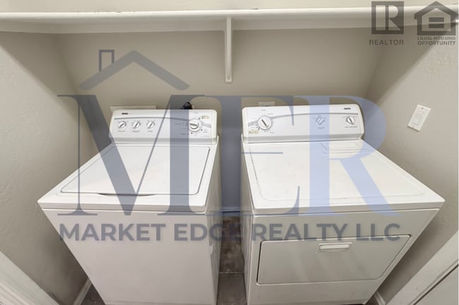 Building Photo - 3Bed/2Bath House in Estrella Mountain Ranch -- Goodyear, AZ! Ready for Immediate Move-In!