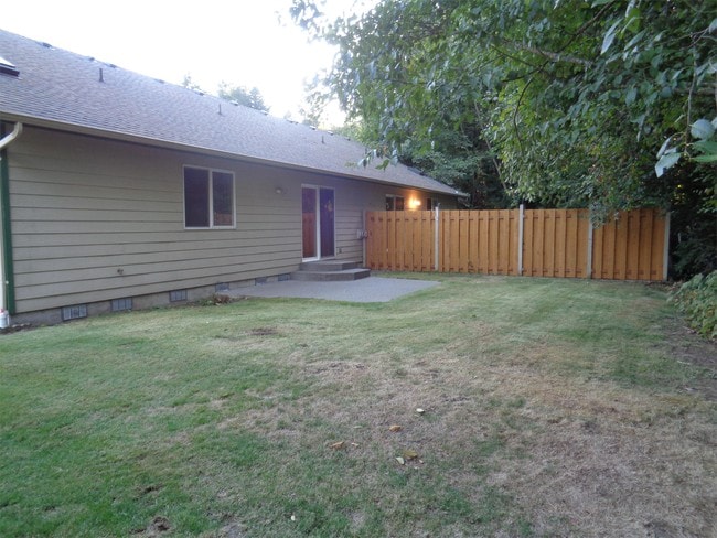 Building Photo - 7429 84th Ave Ct NW