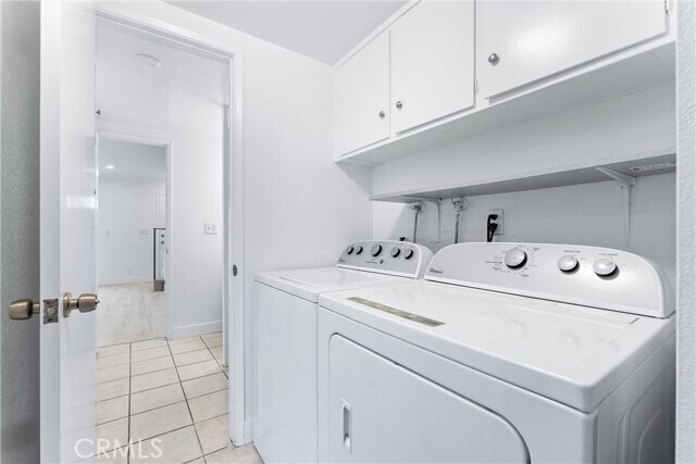 Building Photo - 8242 Henderson Green