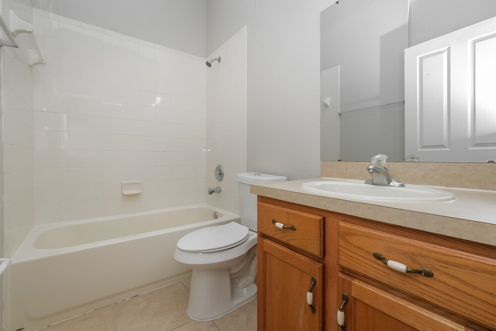 Building Photo - 8350 Crescent Moon Dr