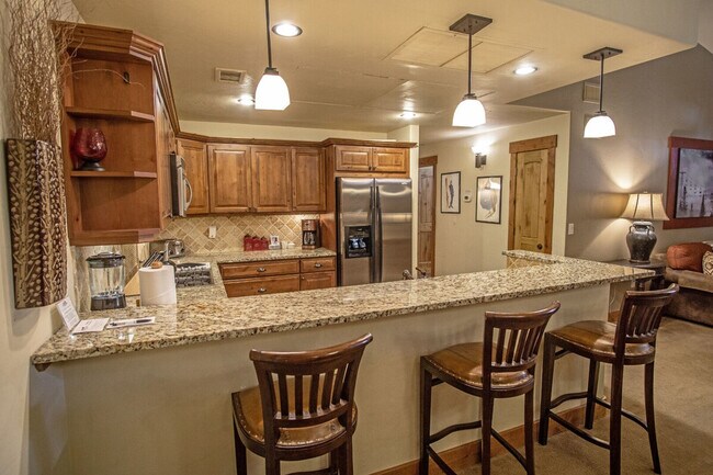 Building Photo - 2905 Mountaineer Cir