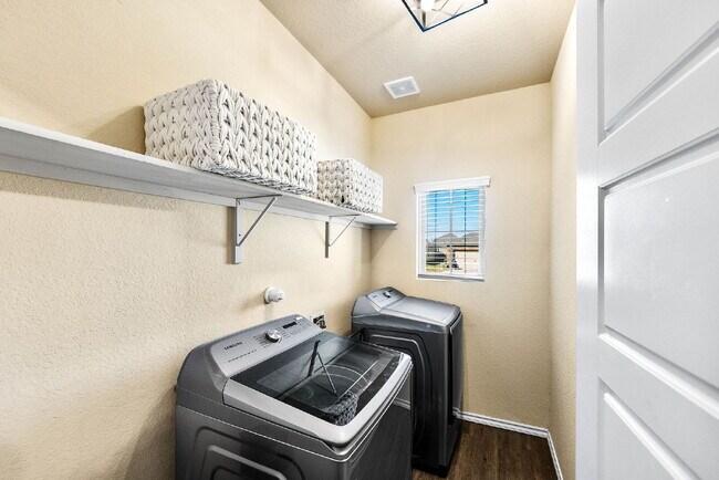 Building Photo - Come Home to Comfort, Calm, and a Space That Fits Your Life