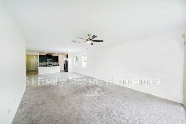 Building Photo - 11036 Sycamore Woods Dr