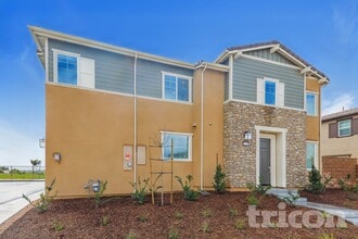 Building Photo - 28207 Luther Dr