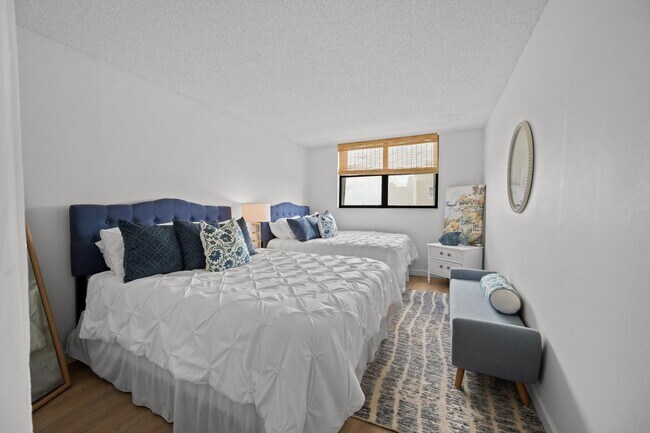 Building Photo - 3540 S Ocean Blvd