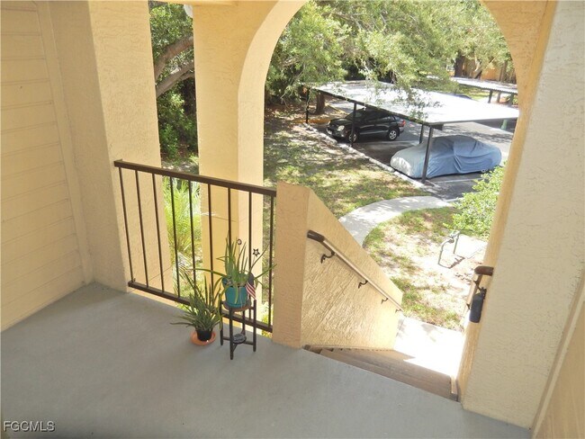 Building Photo - 12571 Equestrian Cir