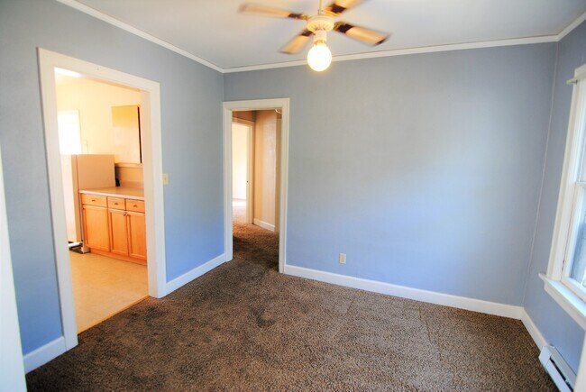 Building Photo - Charming 3 Bedroom, 2 Bath House For Rent!!