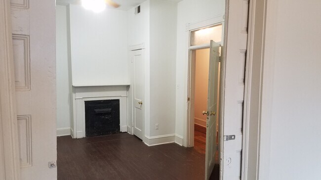 Building Photo - 3 BR/ 1.5 BA Home in The Fan, Available NOW!
