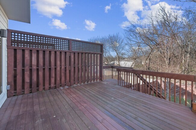Building Photo - 1811 Cahal Ave