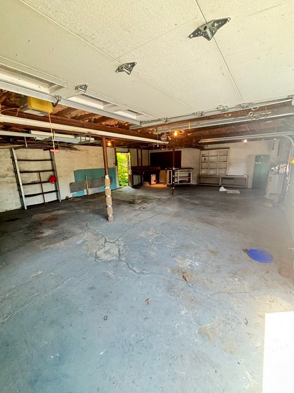 Building Photo - 15 Froelich Ave