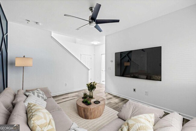 Building Photo - 4228 Laurel Creek Ct SE