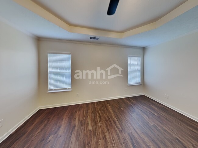 Building Photo - 6832 Scarlet Ridge Dr