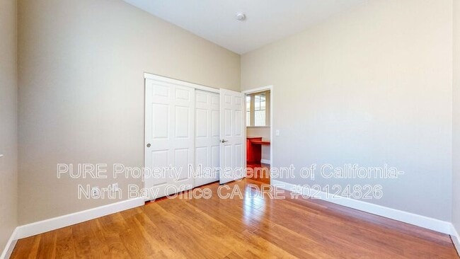 Building Photo - 8744 Merlot Way