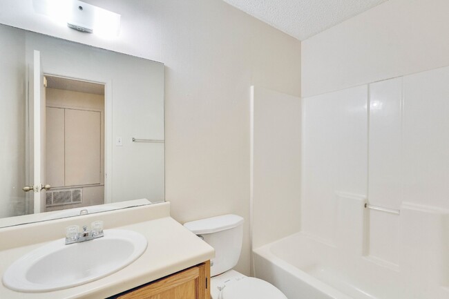 Building Photo - Upstairs Two Bedroom Unit in Fourplex with...