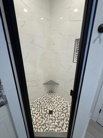 Building Photo - 753 Amanda Ct