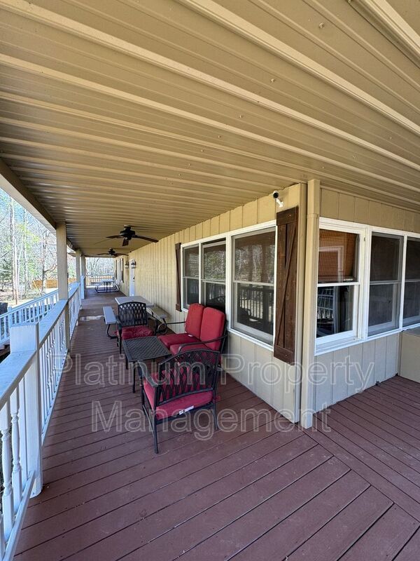 Building Photo - 971 Mountain Cove Rd