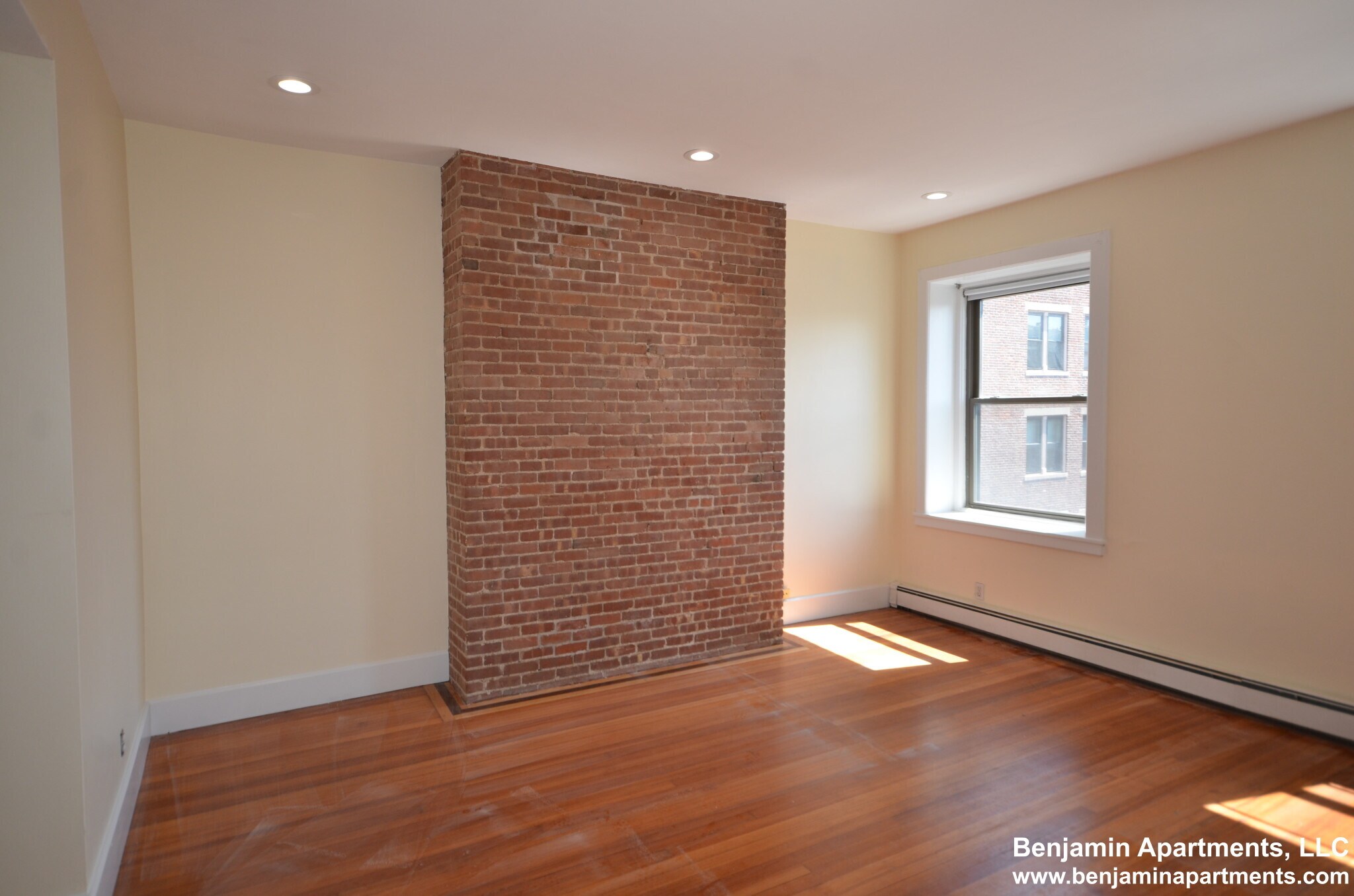 Building Photo - 470 Commonwealth Ave