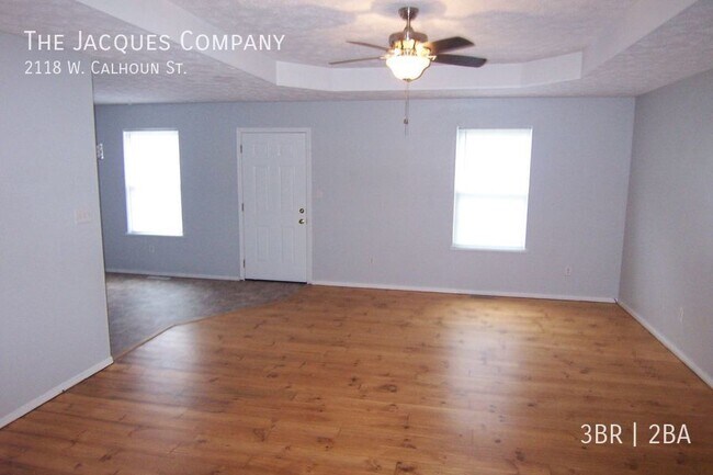 Building Photo - 2118 W Calhoun St