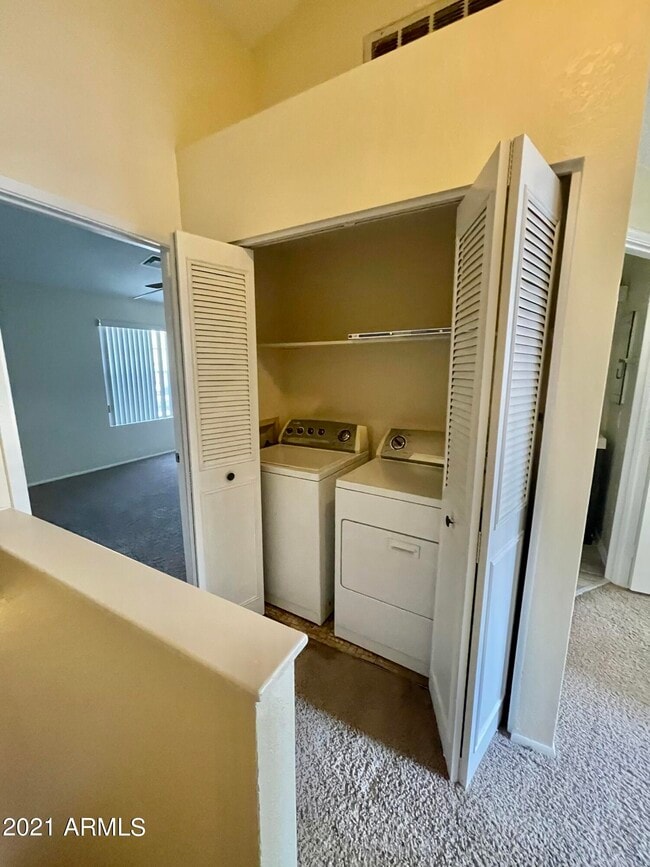 Building Photo - 3416 W Julie Dr