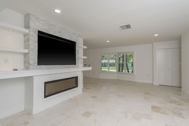 Building Photo - 4845 Shell Stream Blvd