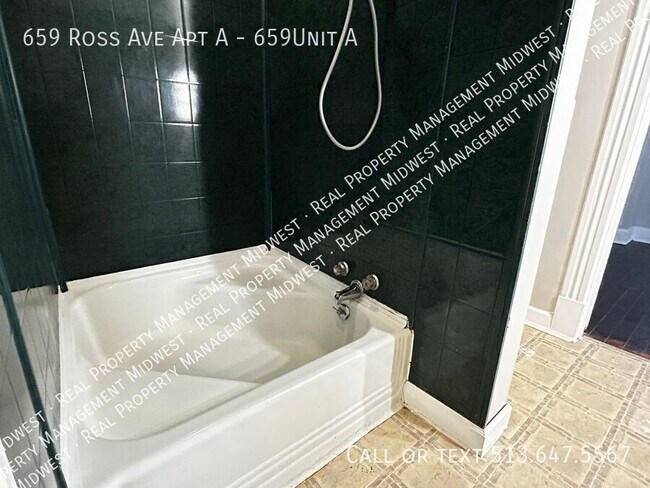 Building Photo - 659 Ross Ave