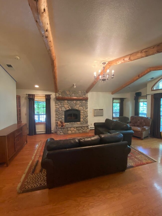 Building Photo - Quaint Country Living (APP#143)