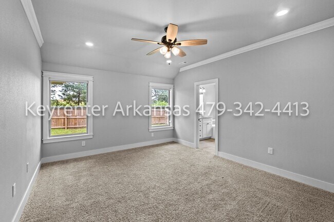 Building Photo - 800 Fallon St
