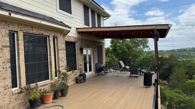 Building Photo - 9604 Crenata Cove