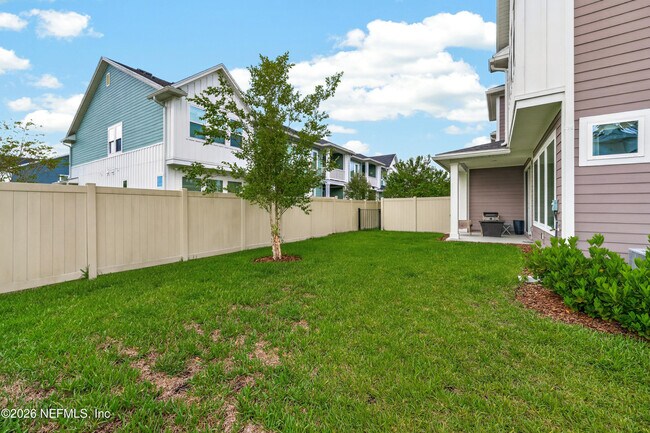 Building Photo - 9807 Element Rd