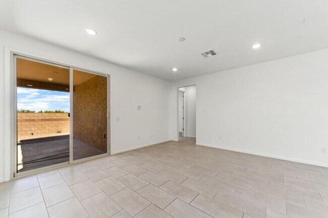 Building Photo - 10394 S Cienega Knolls Loop