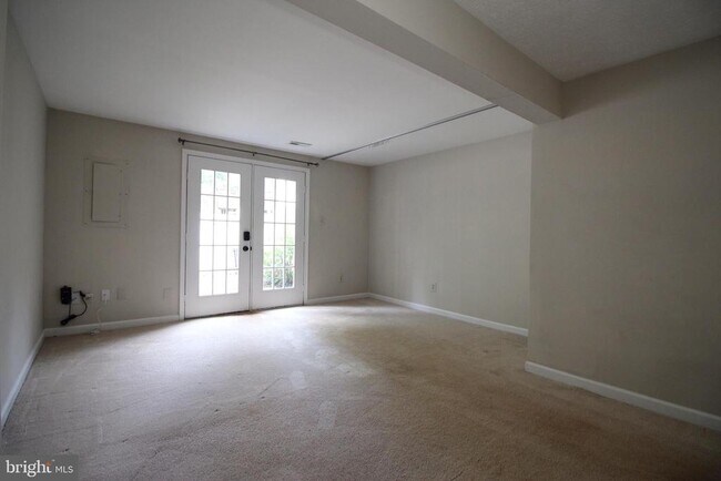 Building Photo - 11916 Fieldthorn Ct